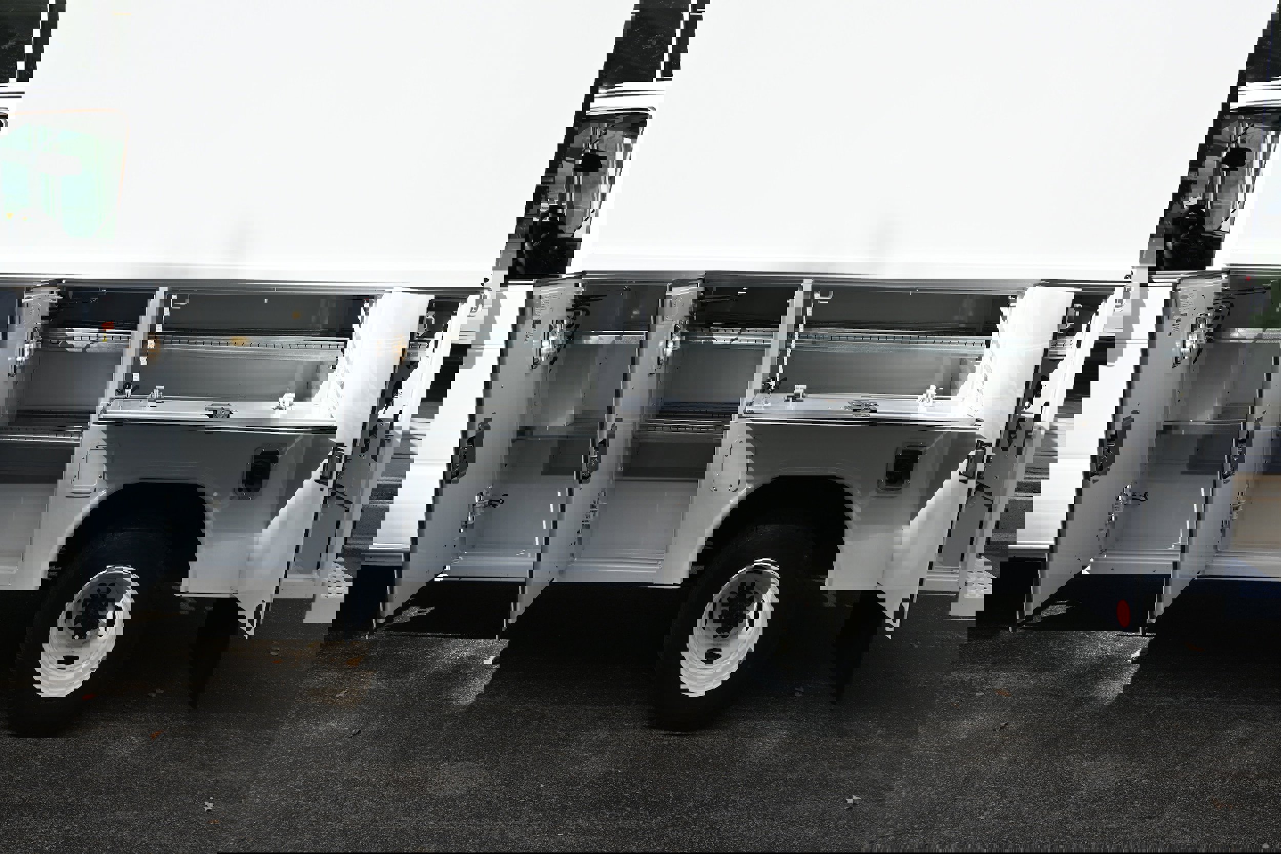 New 2025 Ford E-350 and Econoline 350 Super Duty w/ Power Equipment Group image 5