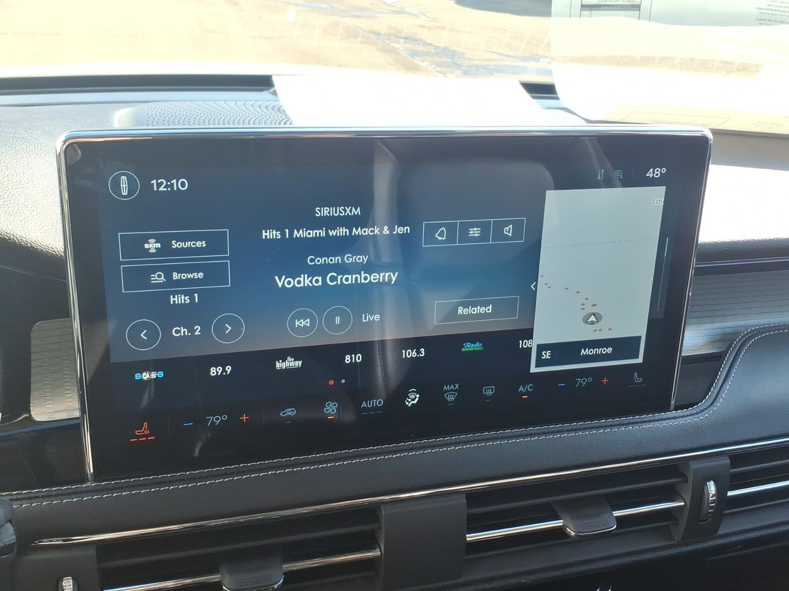 Certified 2024 Lincoln Corsair AWD image 16