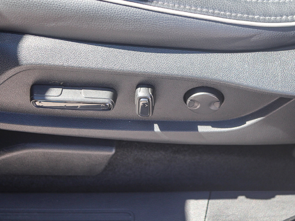Certified 2023 Honda Pilot Elite image 22