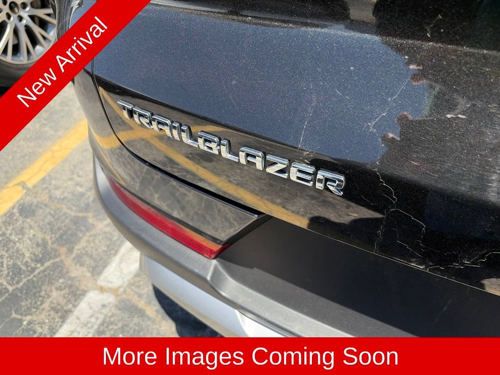 Used 2025 Chevrolet TrailBlazer LT FWD image 10