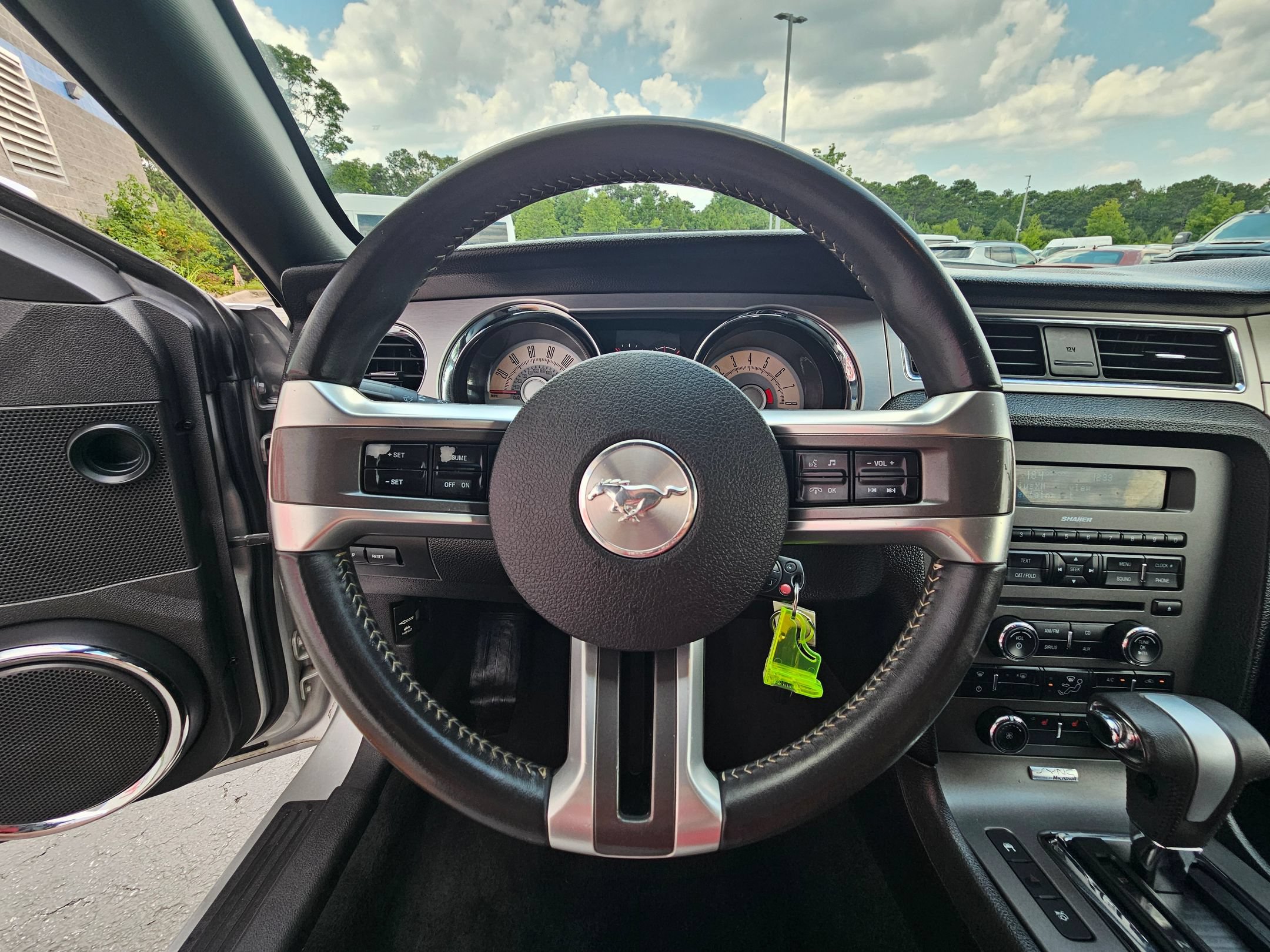 Used 2010 Ford Mustang GT Premium RWD image 15