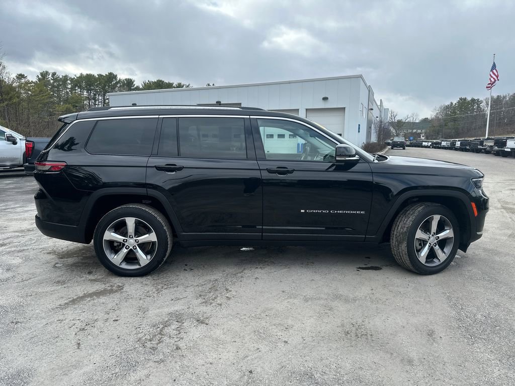 Used 2022 Jeep Grand Cherokee L Limited image 6