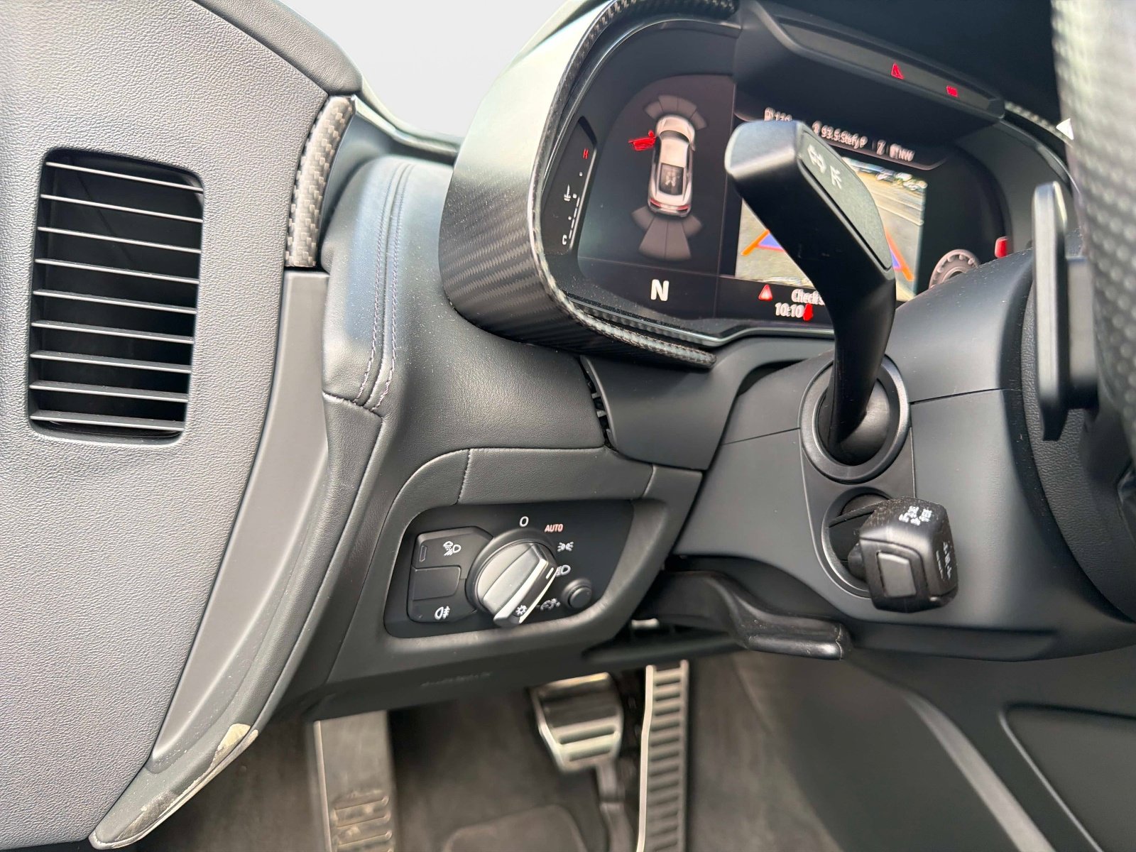 Used 2017 Audi R8 V10 image 38