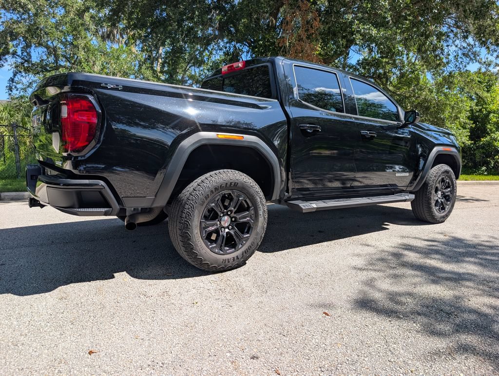 Used 2024 GMC Canyon Elevation w/ Convenience Package AWD/4WD image 9
