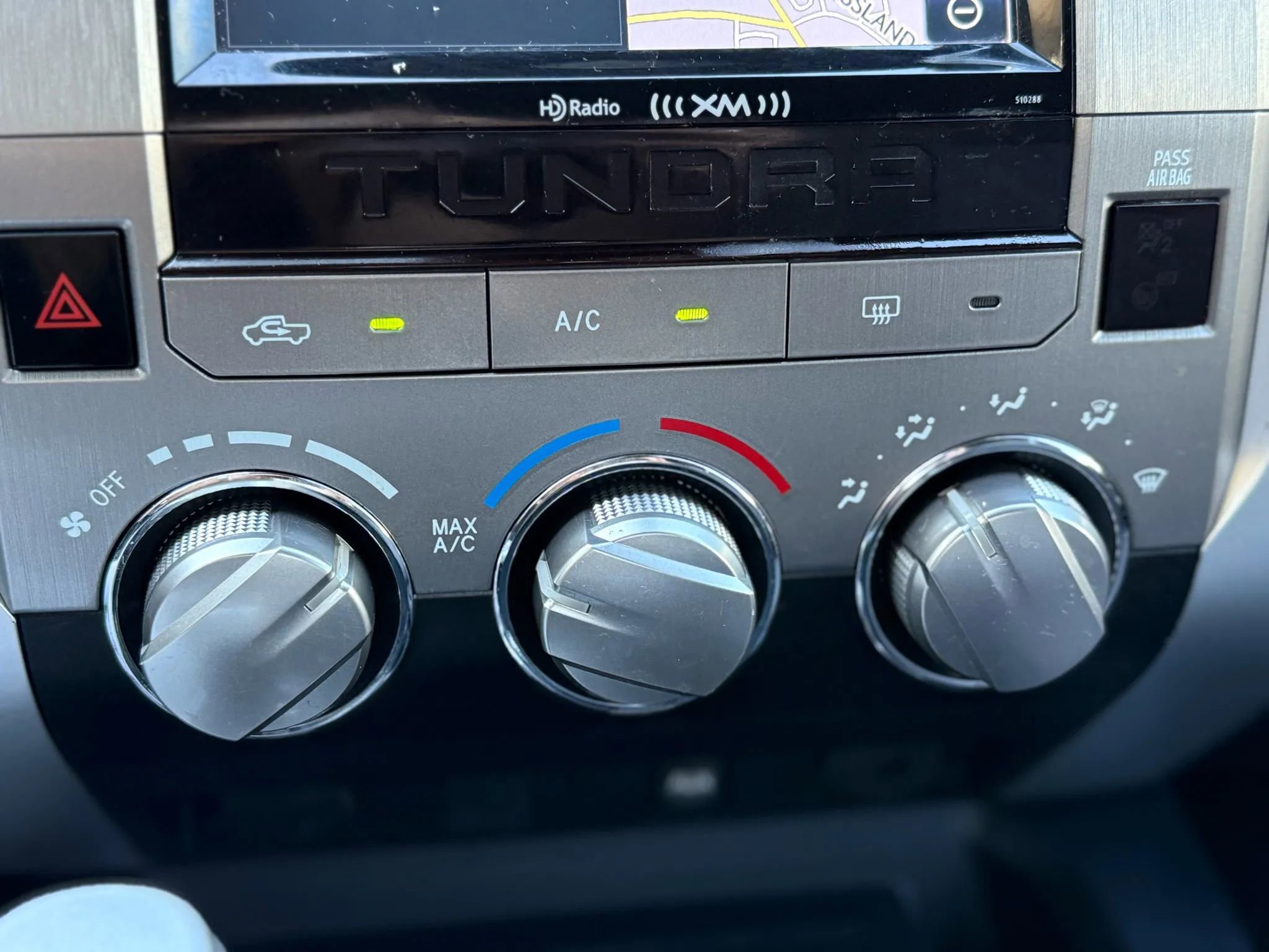 Used 2018 Toyota Tundra SR5 w/ SR5 Upgrade Package image 25