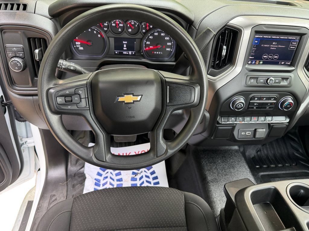 Used 2025 Chevrolet Silverado 1500 W/T RWD image 10