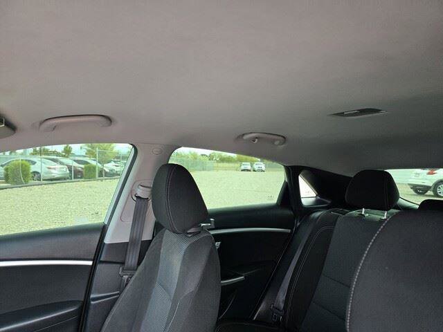 Used 2016 Hyundai Elantra GT image 15
