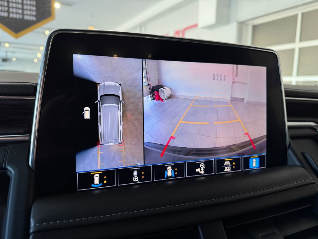 Used 2021 Chevrolet Tahoe Z71 w/ Z71 Signature Package image 21