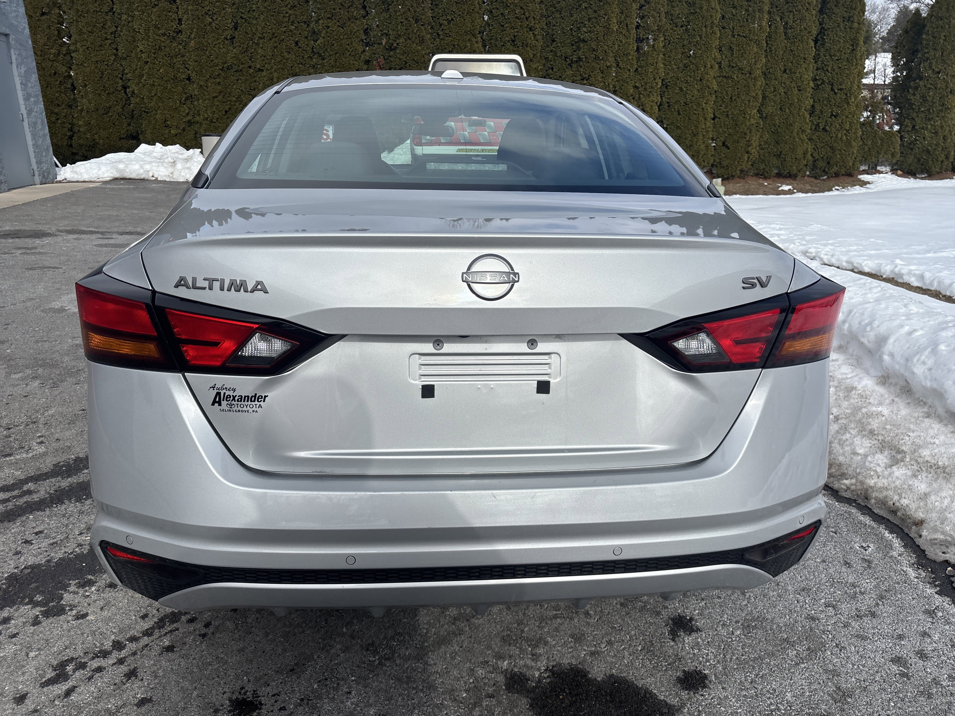 Used 2024 Nissan Altima 2.5 SV video 4