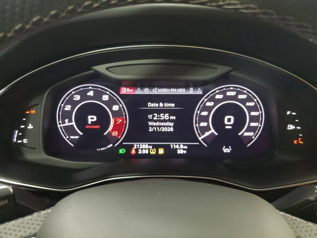 Used 2024 Audi RS Q8 w/ Black Optic Package image 26