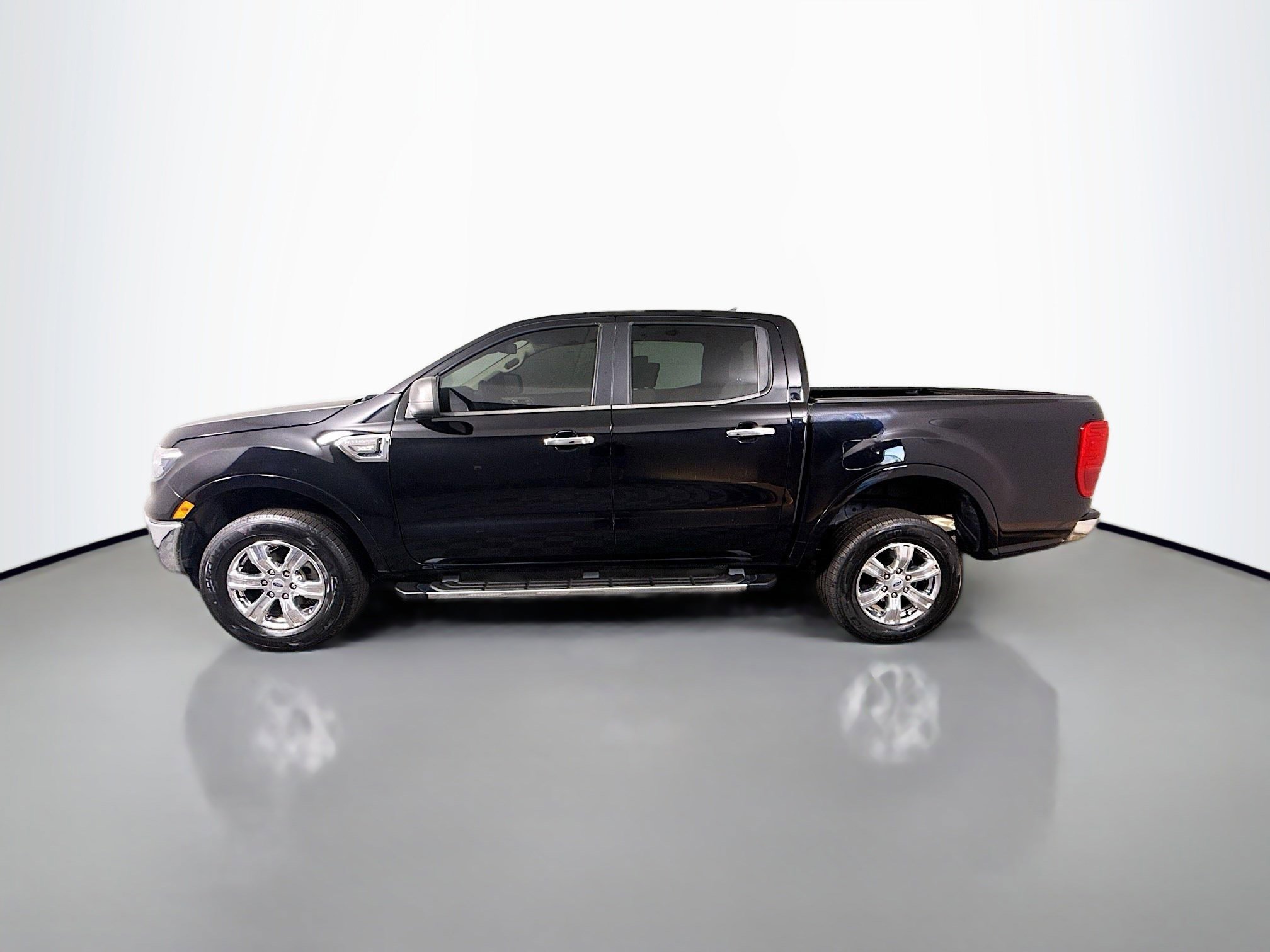 Used 2019 Ford Ranger XLT w/ Equipment Group 301A Mid image 6