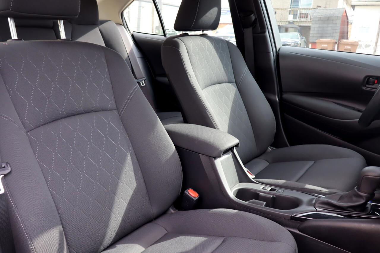 Used 2024 Toyota Corolla LE image 25