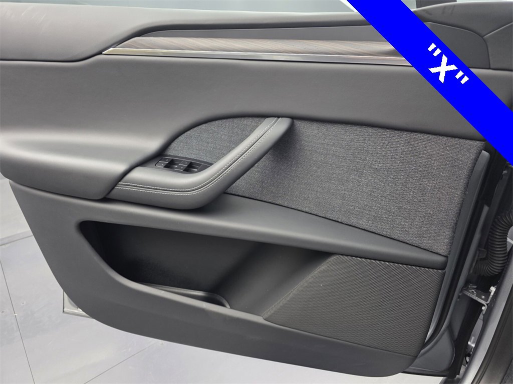 Used 2024 Tesla Model X image 22