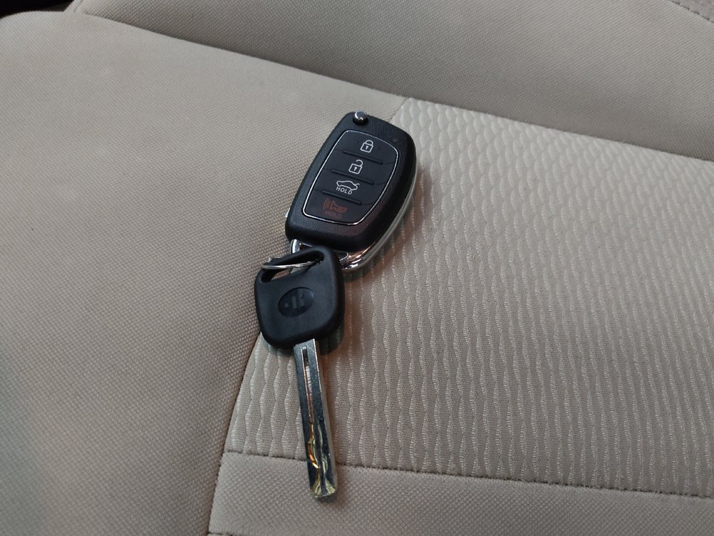 Used 2015 Hyundai Sonata SE FWD image 32