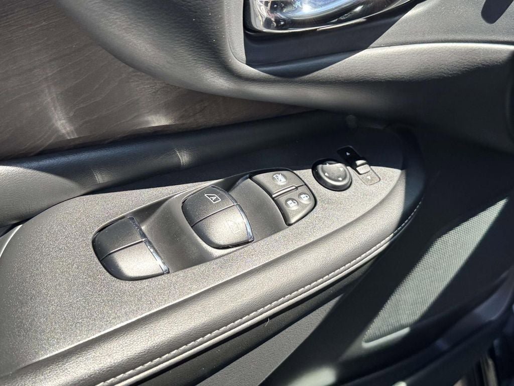 Used 2020 Nissan Murano Platinum AWD/4WD image 33