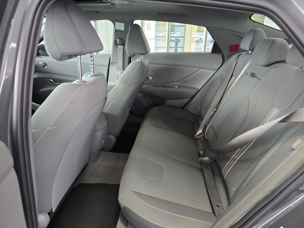 New 2026 Hyundai Elantra SEL Sport image 30