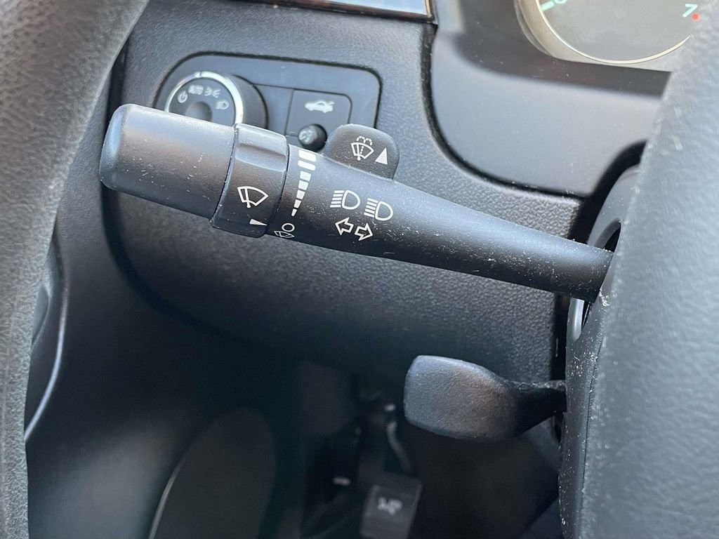 Used 2015 Chevrolet Impala LT w/ LT Sunroof Package image 14