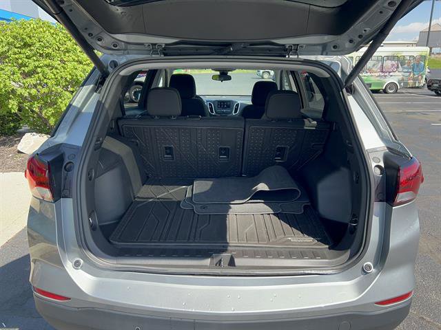 Used 2024 Chevrolet Equinox LT image 19