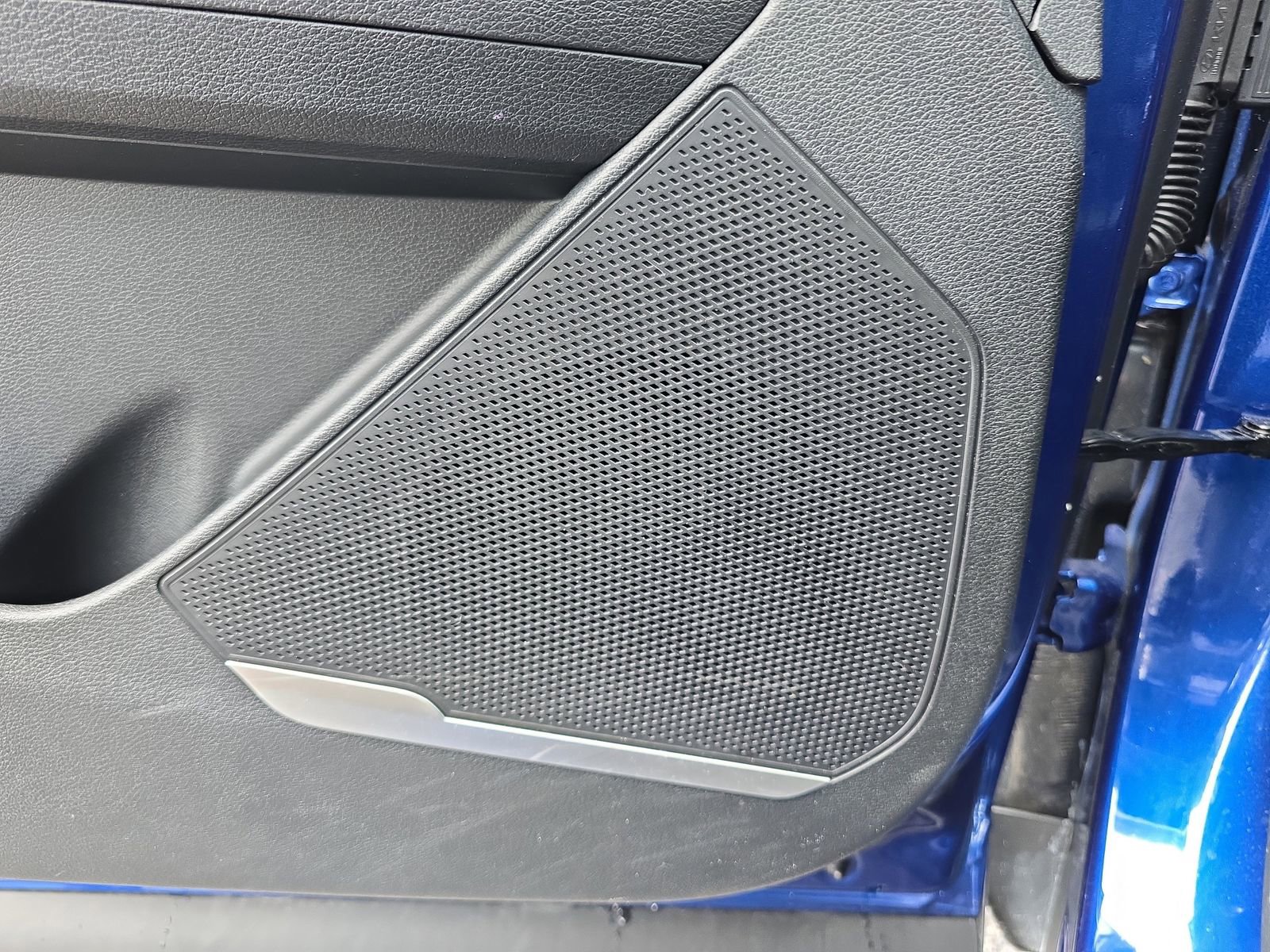 Used 2024 Kia Sportage EX image 15