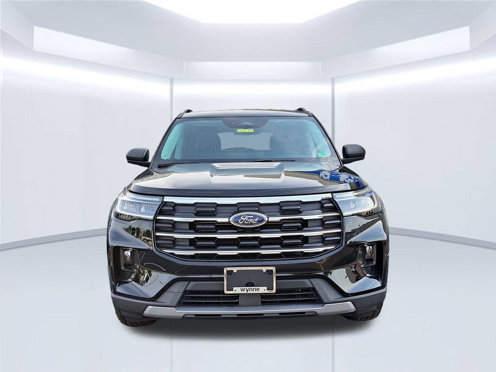 New 2026 Ford Explorer Active w/ Active Comfort Package AWD/4WD image 2