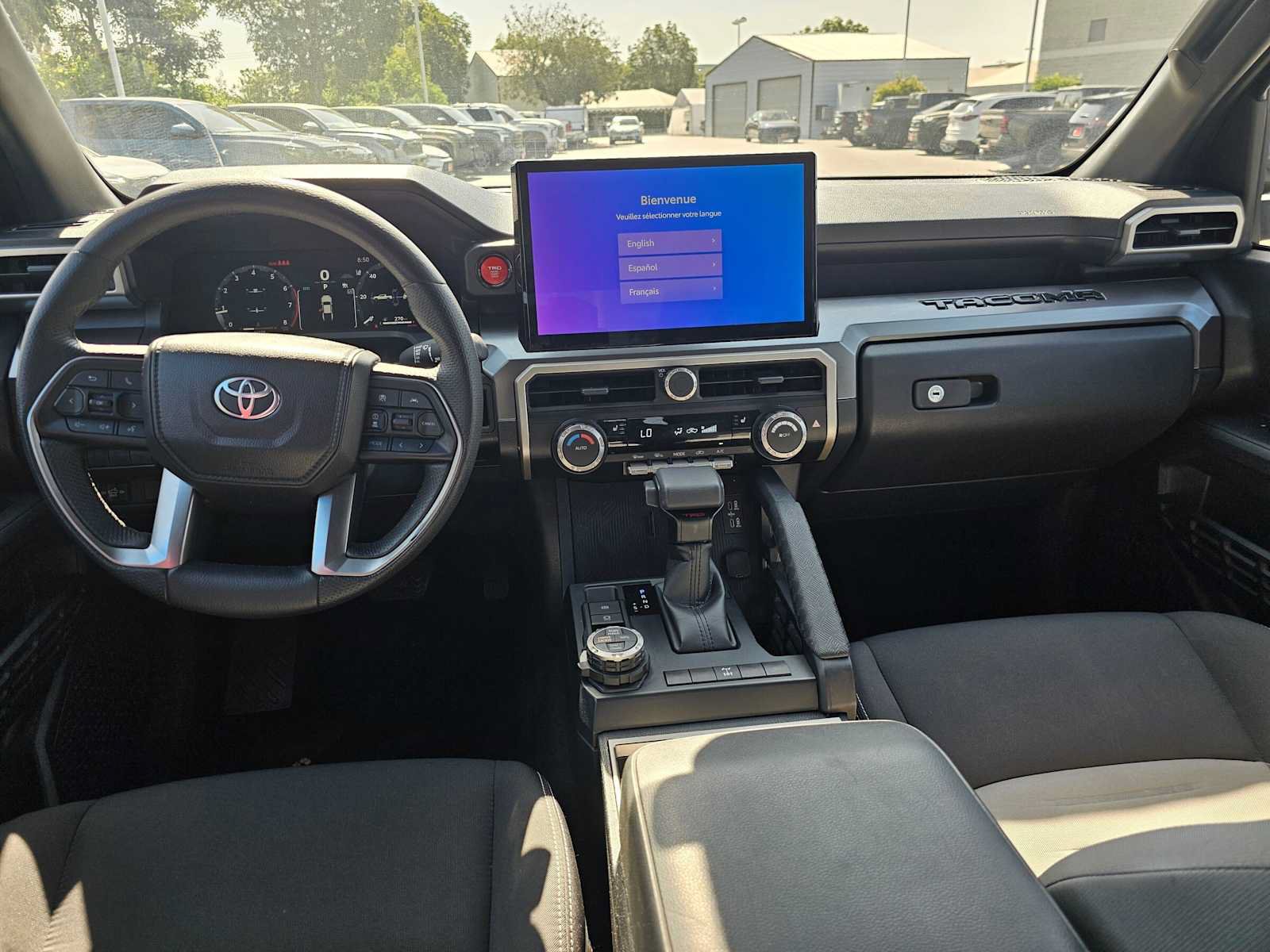 Certified 2025 Toyota Tacoma TRD Off-Road AWD/4WD image 18