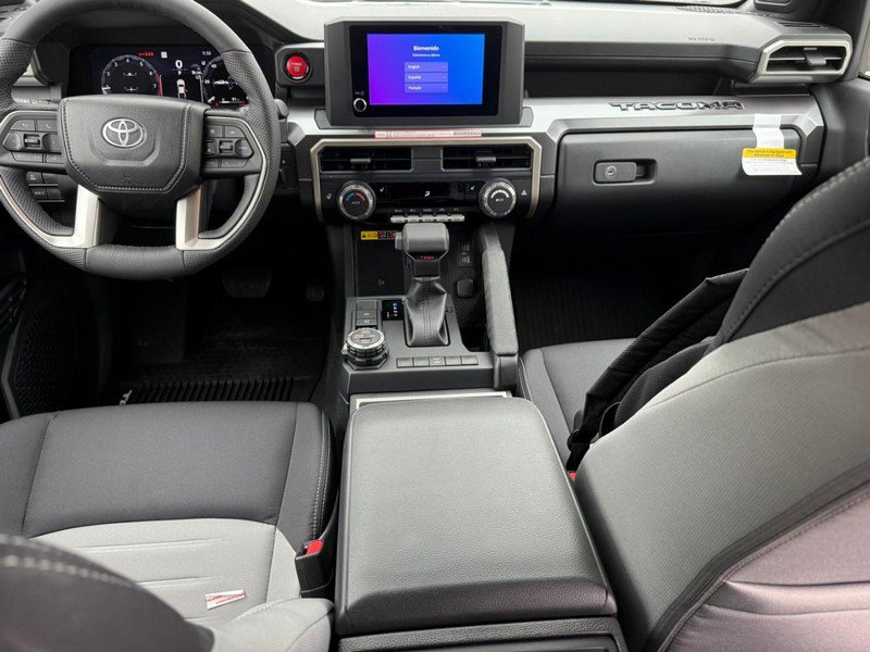 New 2025 Toyota Tacoma 4x4 Double Cab image 9