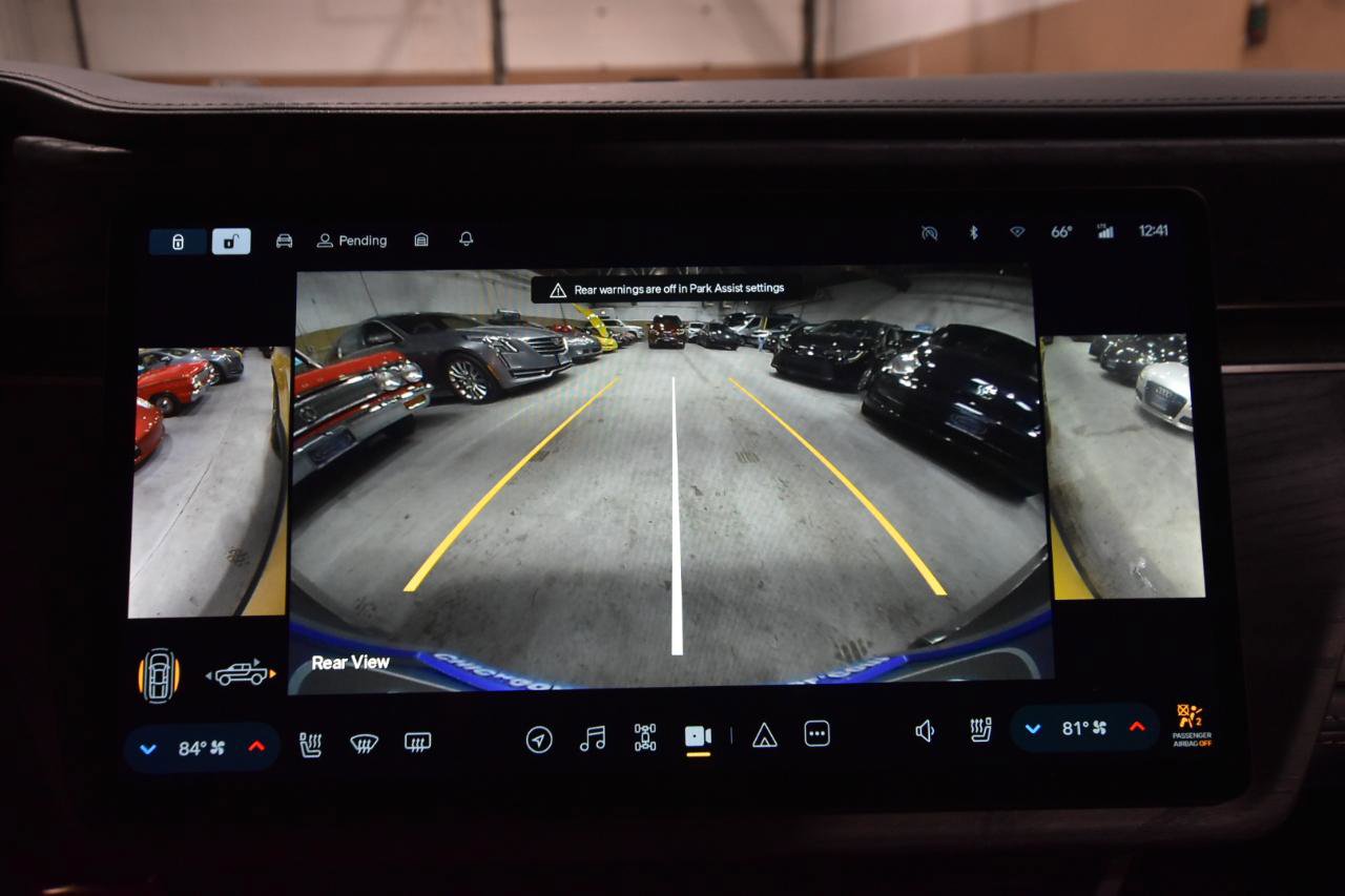 Used 2022 Rivian R1T Adventure image 38