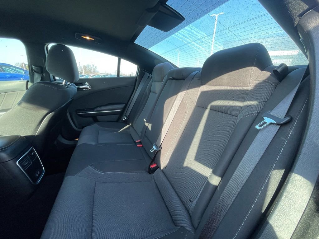 Used 2019 Dodge Charger SXT image 26