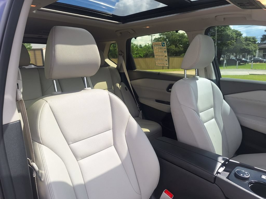 Used 2024 Nissan Rogue SL w/ SL Premium Package AWD/4WD image 31