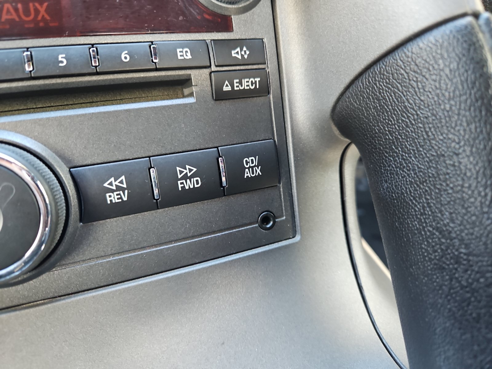 Used 2007 Pontiac Solstice Convertible RWD image 16