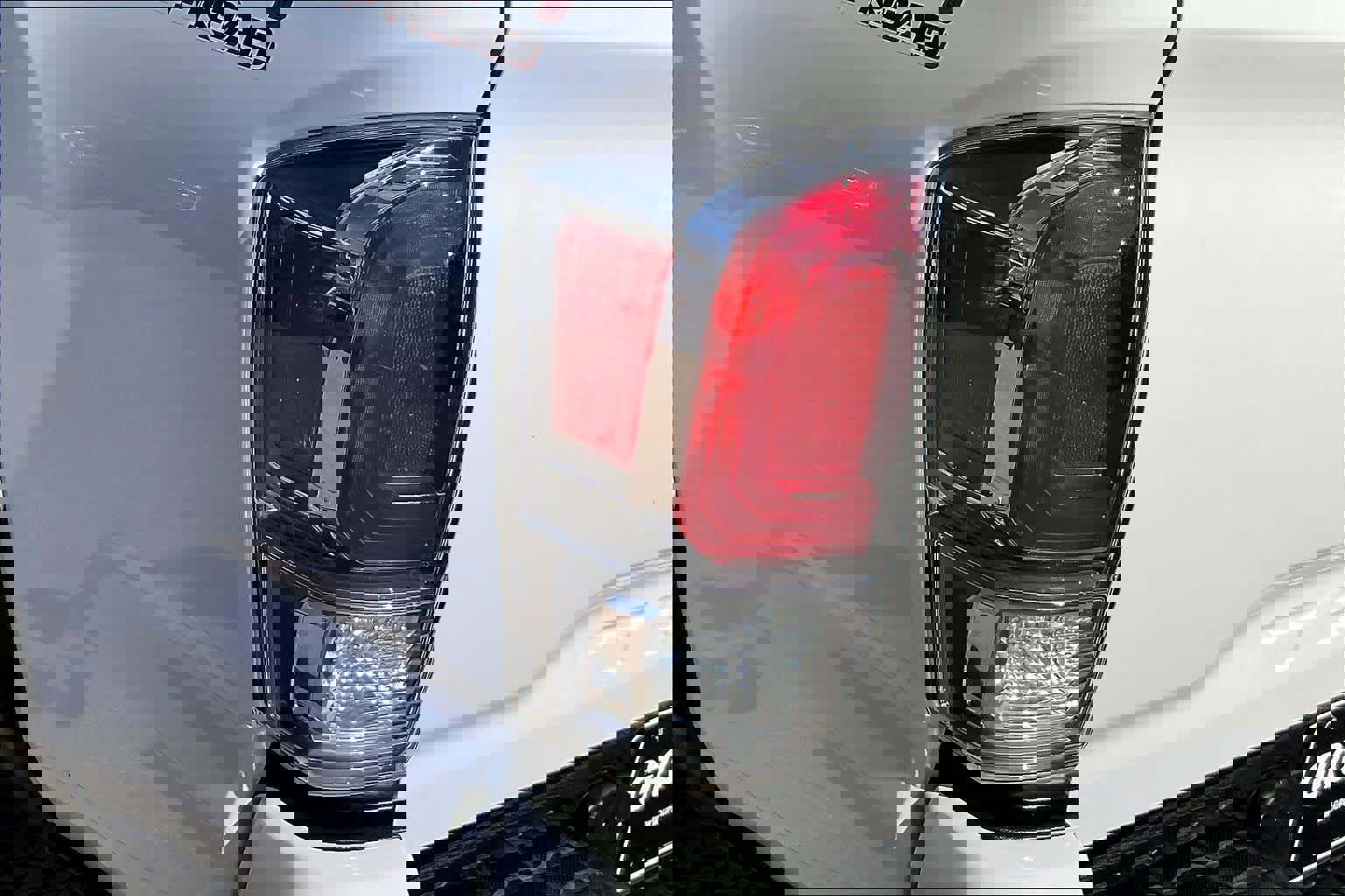 Used 2023 Toyota Tacoma TRD Off-Road image 28