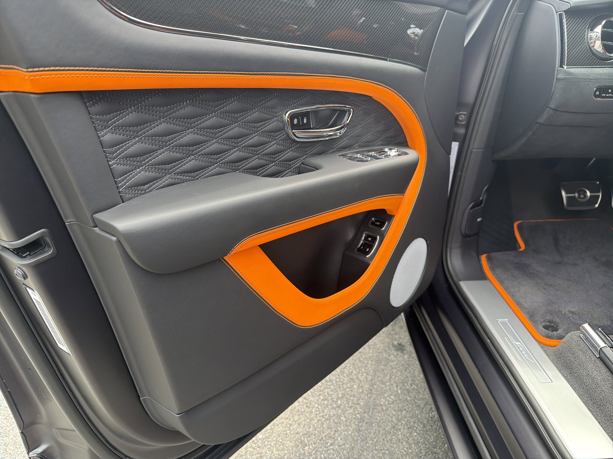 New 2026 Bentley Bentayga Speed AWD/4WD image 13