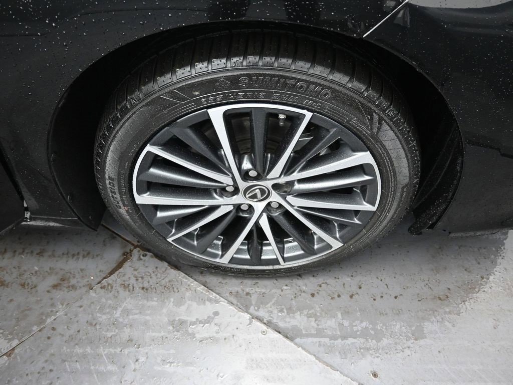 Used 2023 Lexus ES 350 w/ Premium Package image 34