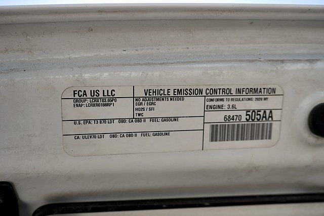 Used 2020 Jeep Gladiator Rubicon AWD/4WD image 38