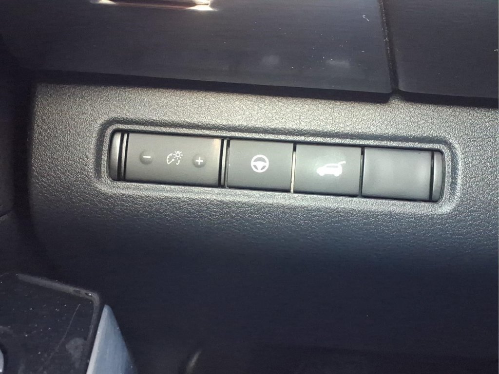 Used 2023 Nissan Pathfinder SL FWD image 19