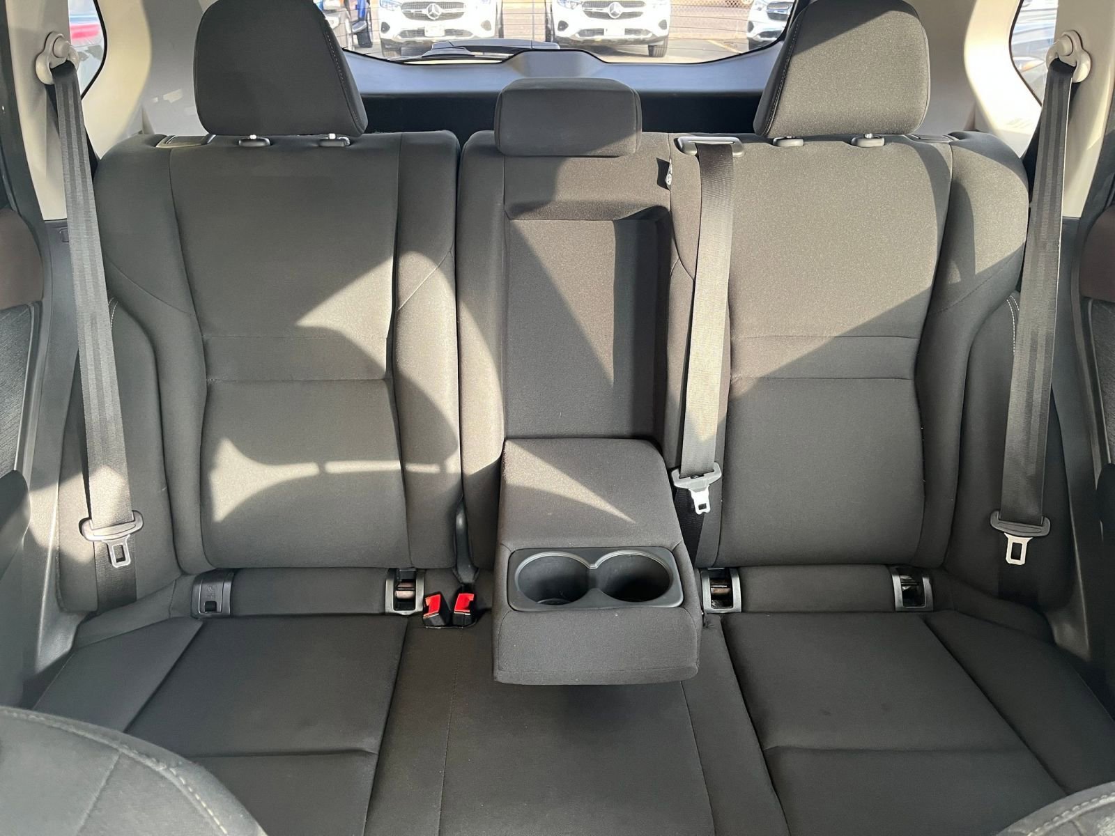 Used 2023 Nissan Rogue S image 37