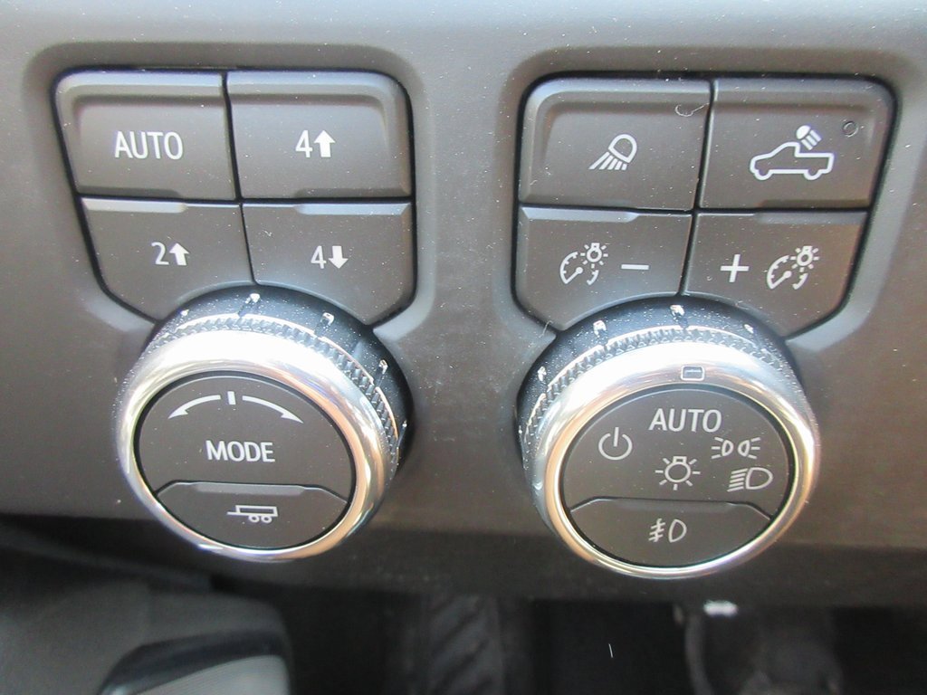 New 2026 GMC Sierra 3500 Denali w/ Denali Reserve Package image 18