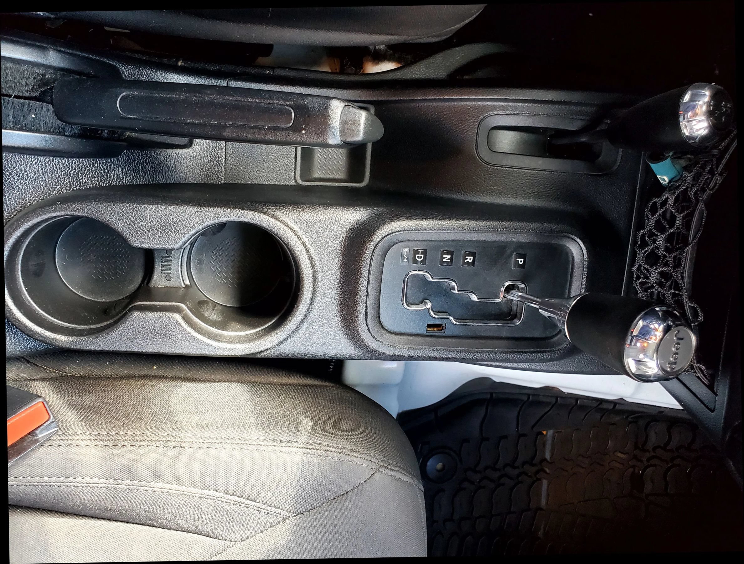 Used 2015 Jeep Wrangler Sport AWD/4WD image 31