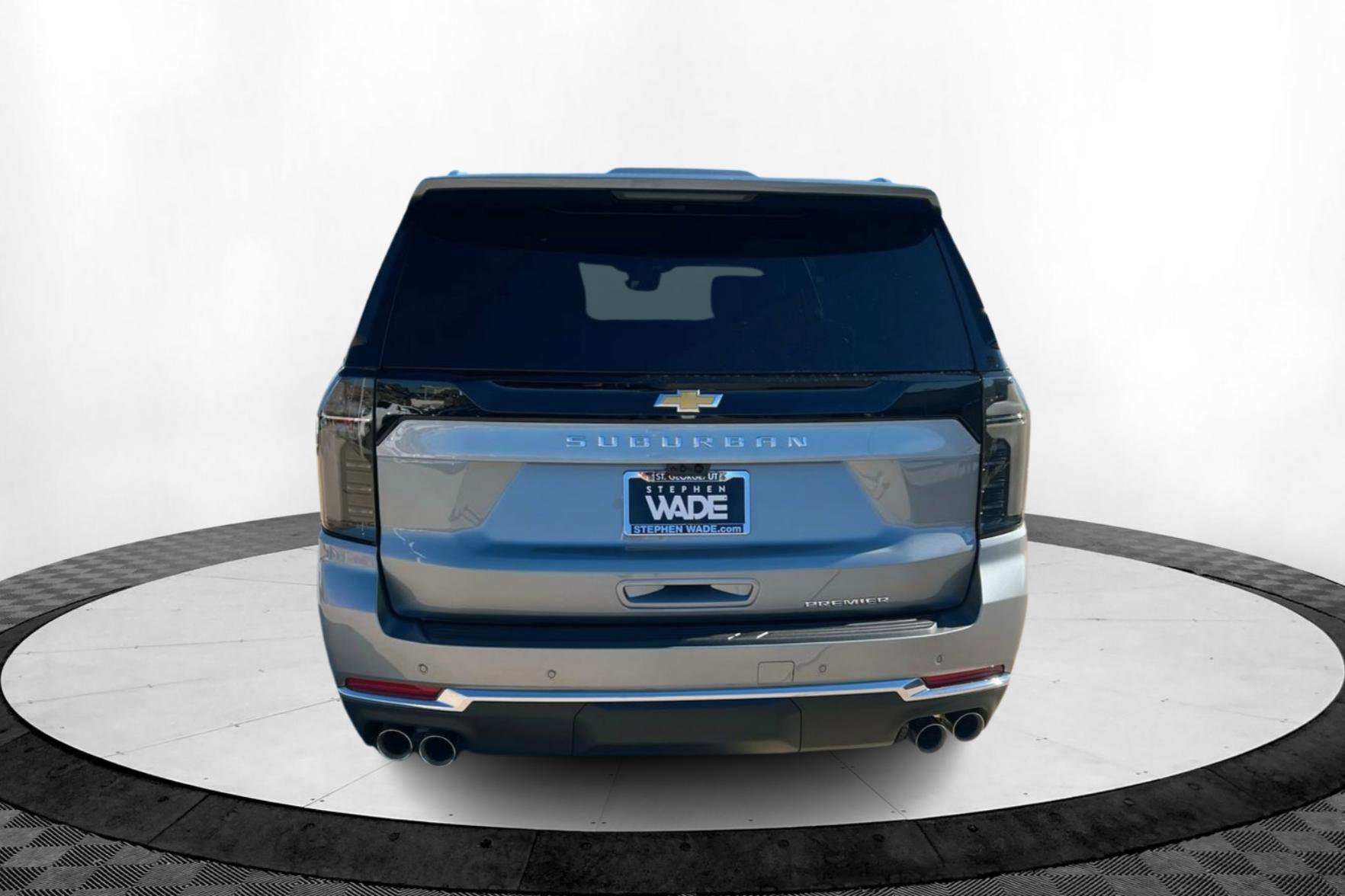 New 2026 Chevrolet Suburban Premier image 5