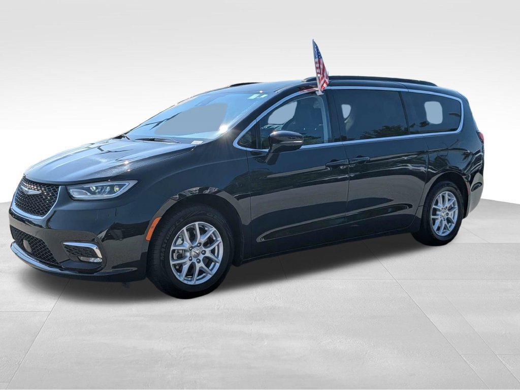 Used 2022 Chrysler Pacifica Touring-L FWD image 7