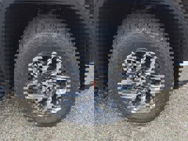 New 2026 GMC Sierra 1500 SLT w/ SLT Premium Plus Package image 16