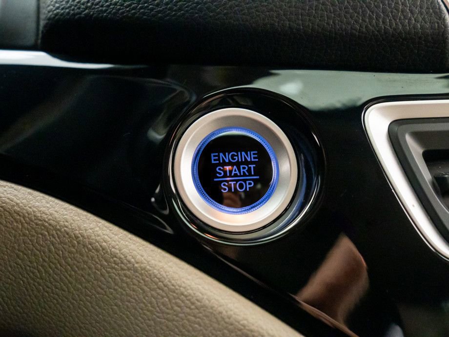 Certified 2021 Honda Pilot Touring image 23