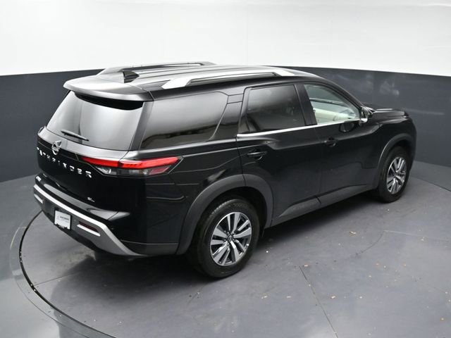 Used 2025 Nissan Pathfinder SL FWD image 26