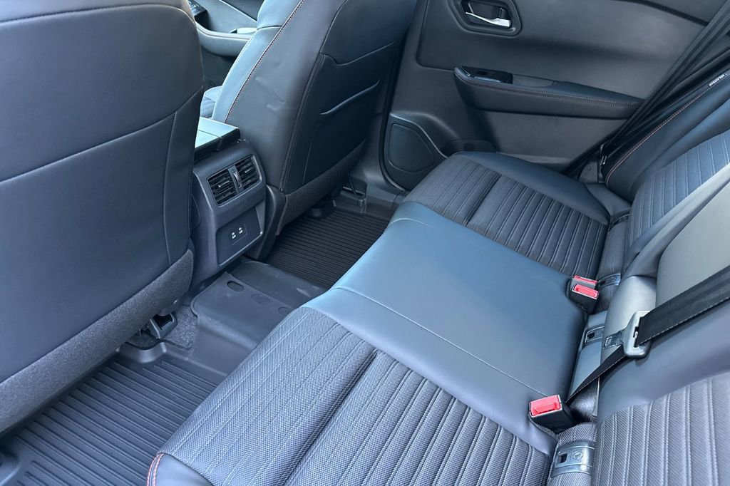 New 2026 Nissan Rogue Rock Creek image 10