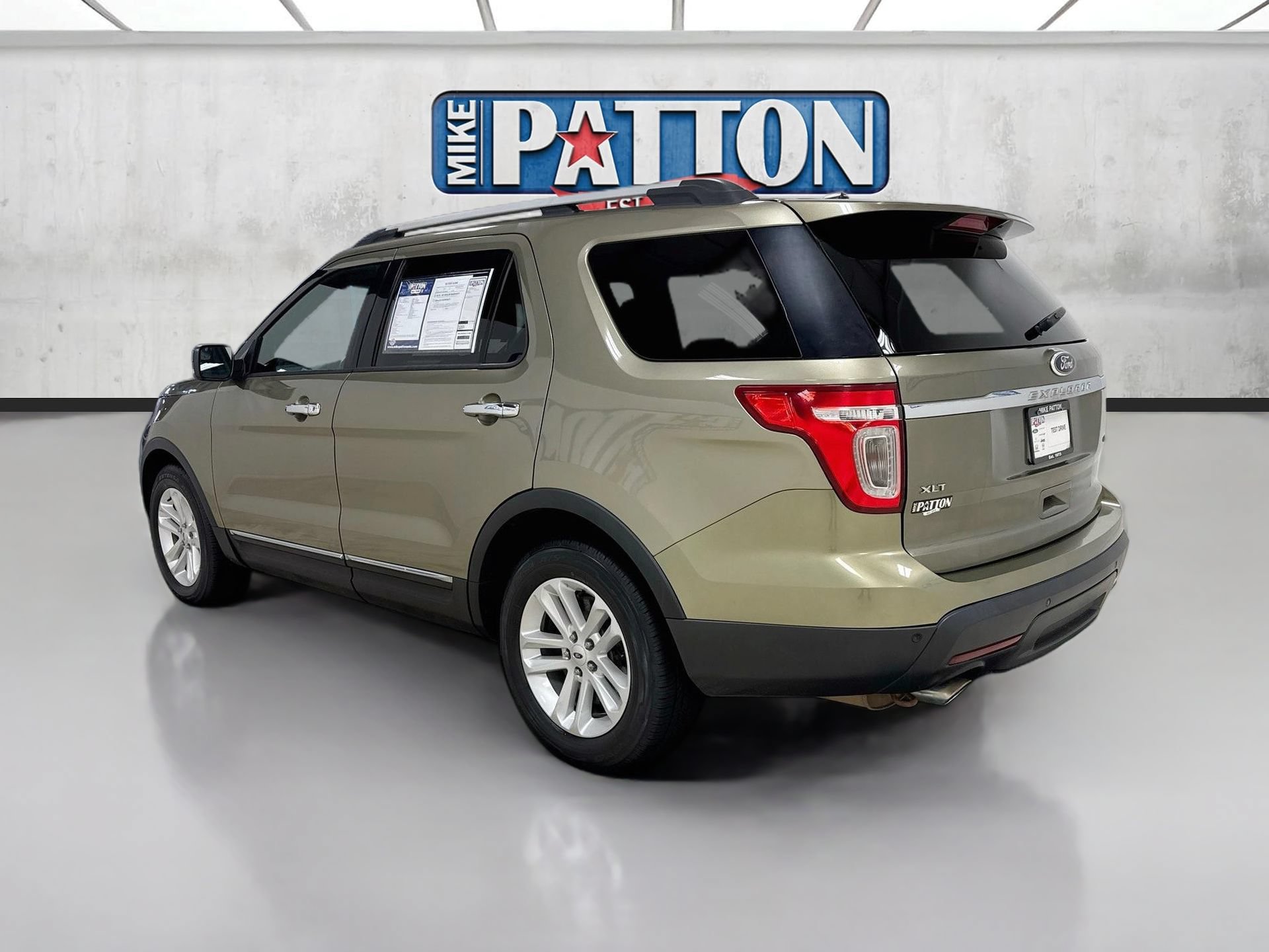 Used 2013 Ford Explorer XLT AWD/4WD image 5