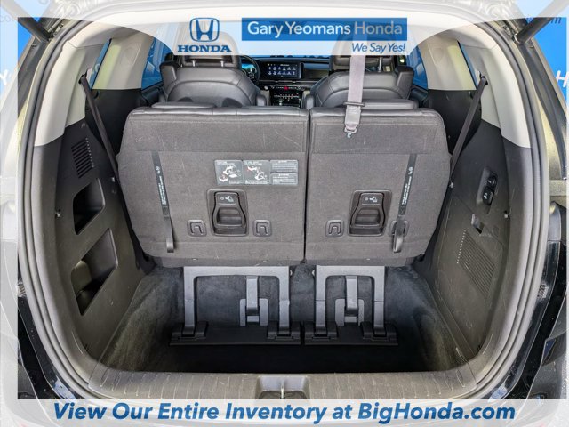 Used 2023 Kia Carnival SX Prestige FWD image 19