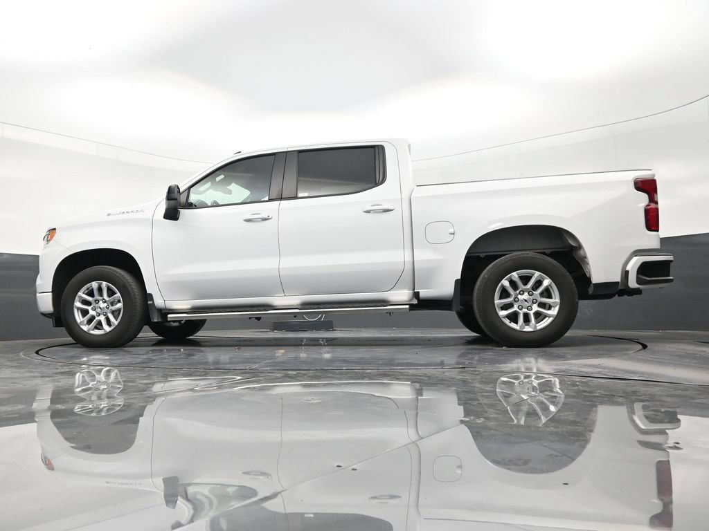 Used 2024 Chevrolet Silverado 1500 RST RWD image 21