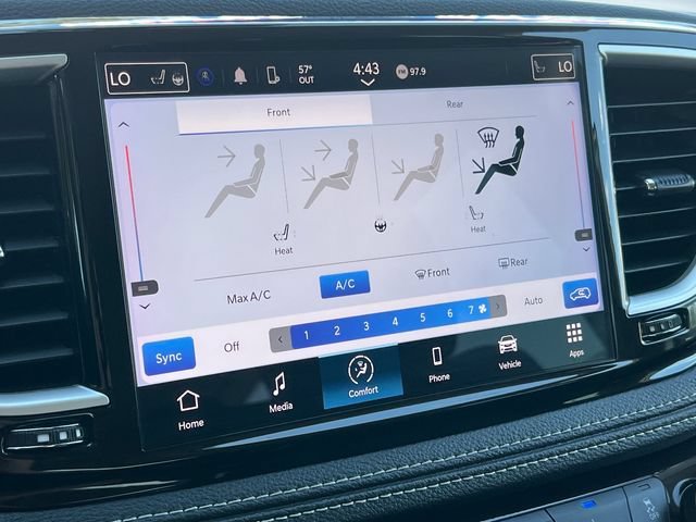 Used 2024 Chrysler Pacifica Touring-L AWD/4WD image 27