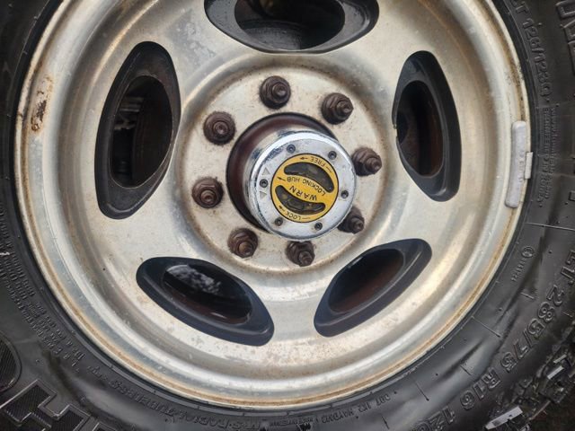 Used 2001 Ford F250 XLT image 8