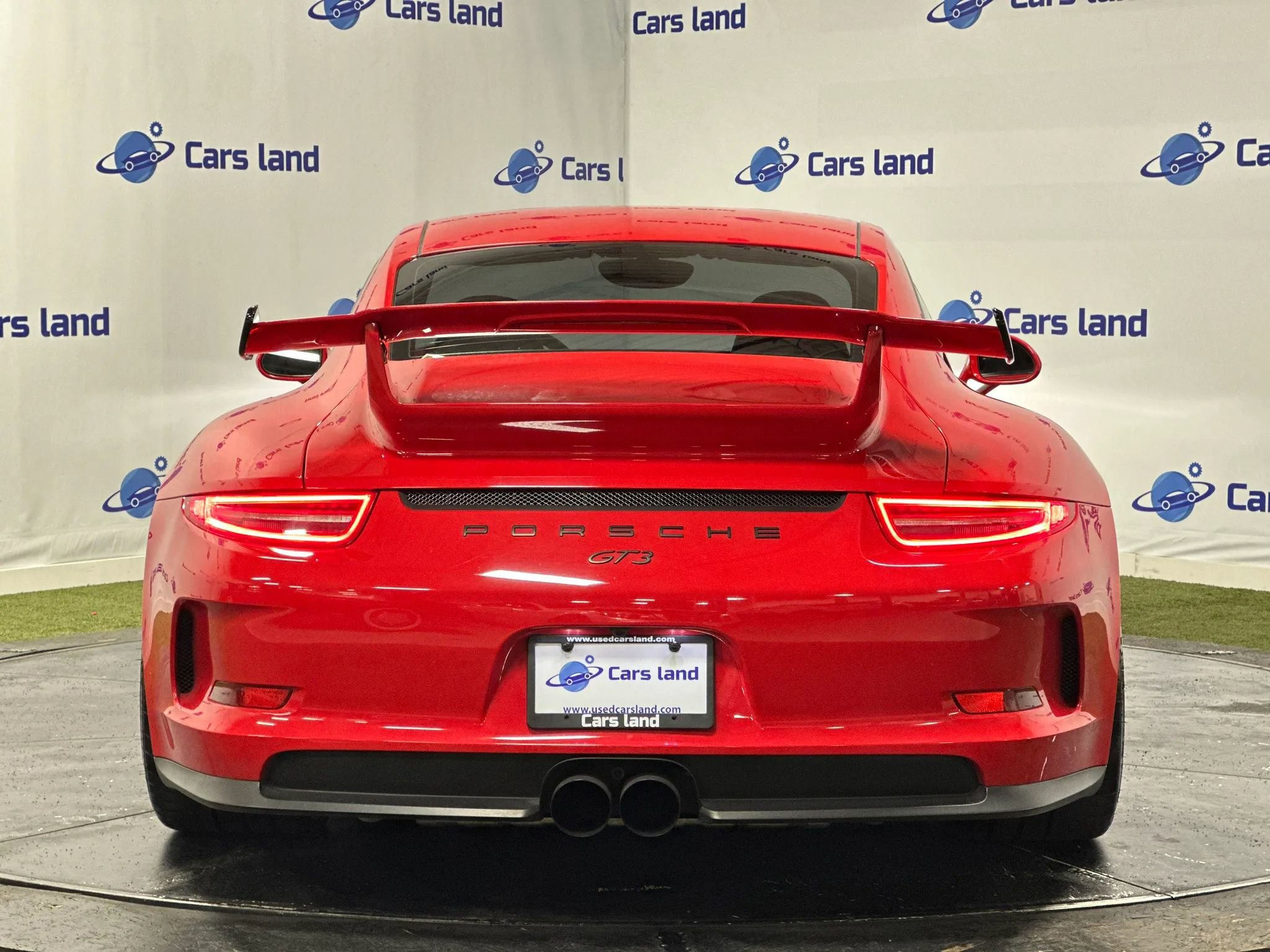 Used 2015 Porsche 911 GT3 RWD image 4